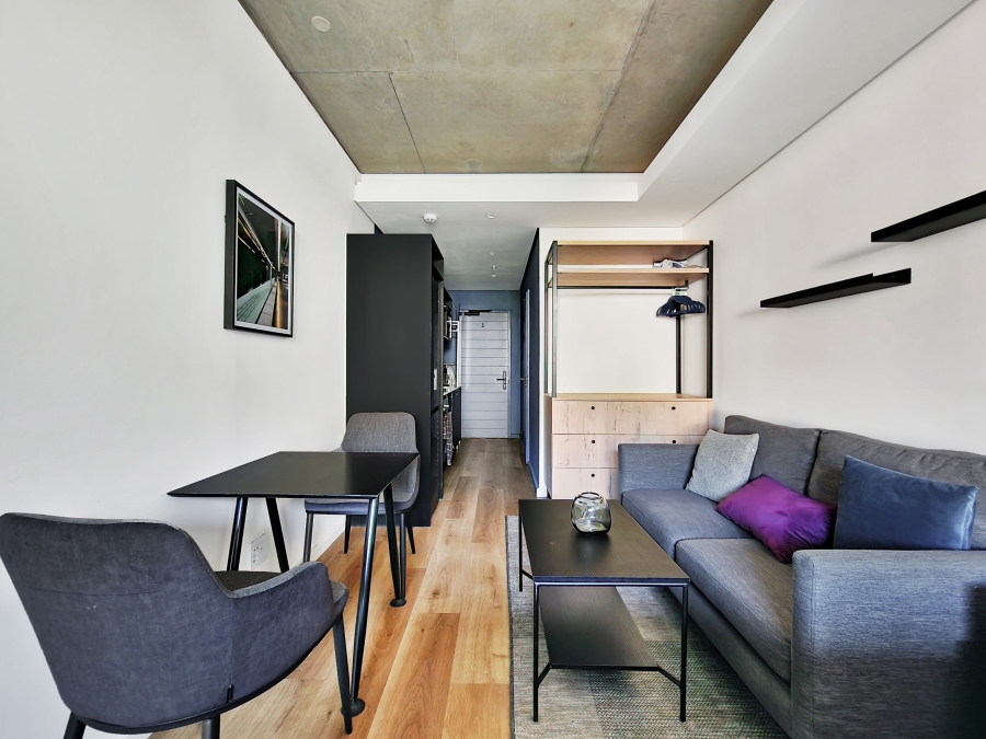 1 Bedroom Property for Sale in Sea Point Western Cape